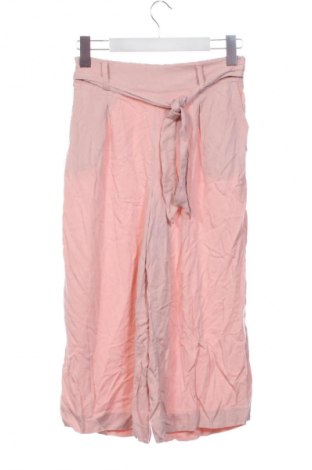 Pantaloni scurți de femei LC Waikiki, Mărime XS, Culoare Mov deschis, Preț 104,99 Lei