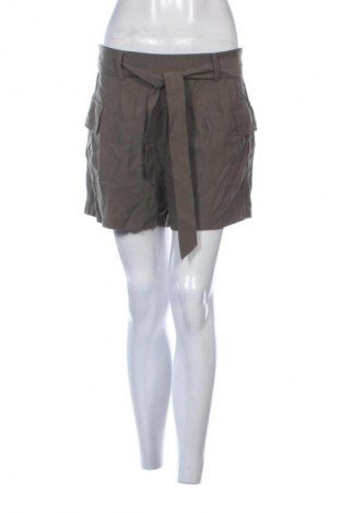 Pantaloni scurți de femei Mango, Mărime M, Culoare Verde, Preț 38,99 Lei