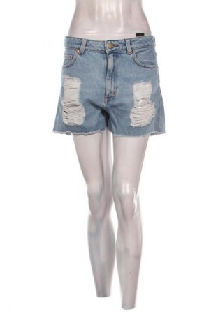 Γυναικείο κοντό παντελόνι Monki, Μέγεθος M, Χρώμα Μπλέ, Τιμή 7,99 €
