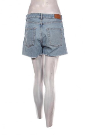Γυναικείο κοντό παντελόνι Monki, Μέγεθος M, Χρώμα Μπλέ, Τιμή 7,99 €