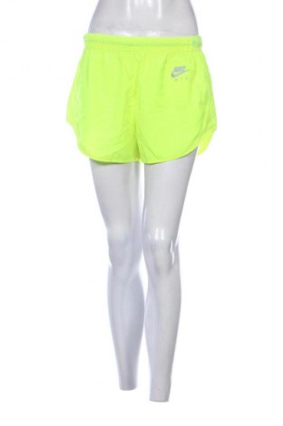 Dámske kraťasy  Nike, Veľkosť M, Farba Zelená, Cena  15,95 €