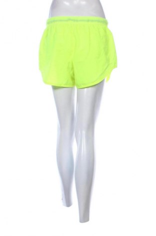 Dámske kraťasy  Nike, Veľkosť M, Farba Zelená, Cena  15,95 €