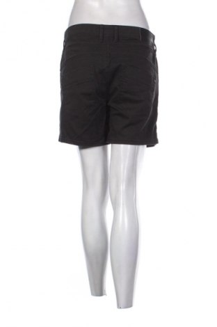 Pantaloni scurți de femei ONLY, Mărime M, Culoare Negru, Preț 35,99 Lei