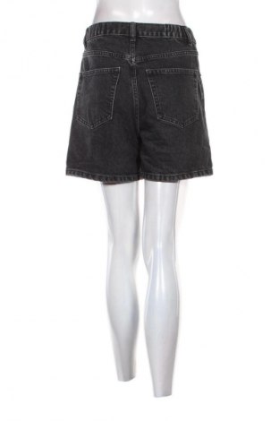 Damen Shorts Pull&Bear, Größe S, Farbe Schwarz, Preis 8,99 €