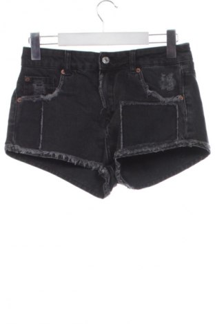 Дамски къс панталон Pull&Bear, Размер M, Цвят Многоцветен, Цена 8,69 €