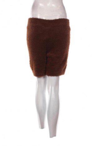 Дамски къс панталон Reebok, Размер M, Цвят Кафяв, Цена 16,87 €