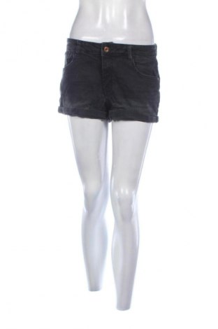 Γυναικείο κοντό παντελόνι Reserved, Μέγεθος M, Χρώμα Μαύρο, Τιμή 7,99 €