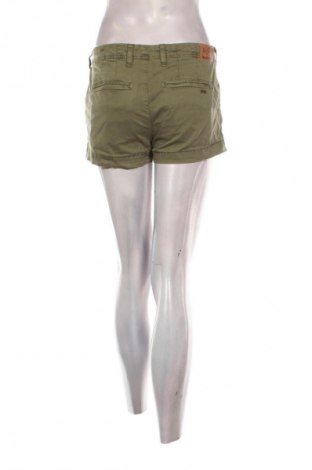 Pantaloni scurți de femei Superdry, Mărime M, Culoare Verde, Preț 203,99 Lei