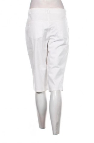 Дамски къс панталон Unbranded, Размер L, Цвят Бял, Цена 9,70 €