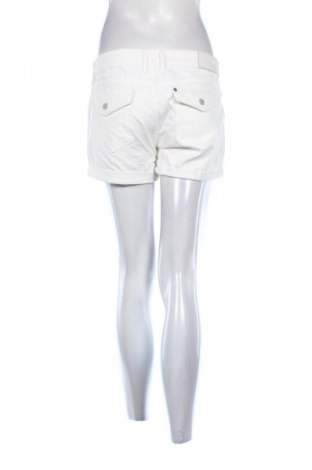 Damen Shorts H&M, Größe L, Farbe Weiß, Preis 10,99 €