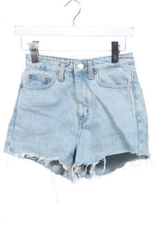 Γυναικείο κοντό παντελόνι Weekday, Μέγεθος XS, Χρώμα Μπλέ, Τιμή 7,99 €