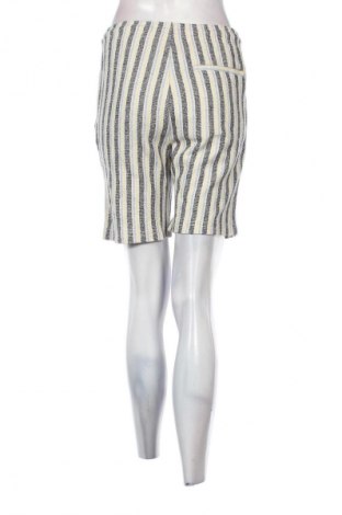 Γυναικείο κοντό παντελόνι Zara, Μέγεθος M, Χρώμα Πολύχρωμο, Τιμή 8,99 €