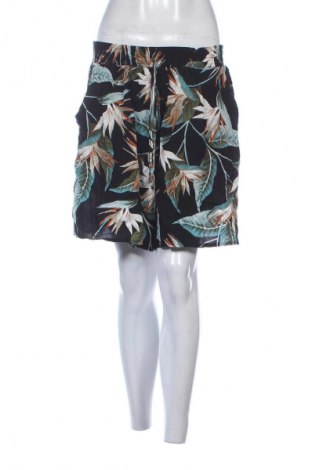 Γυναικείο κοντό παντελόνι Zeva, Μέγεθος M, Χρώμα Πολύχρωμο, Τιμή 8,99 €