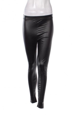 Дамски клин Bershka, Размер L, Цвят Черен, Цена 6,64 €