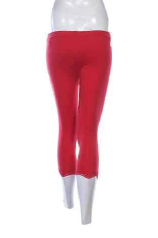 Дамски клин Colours Of The World, Размер M, Цвят Червен, Цена 2,55 €