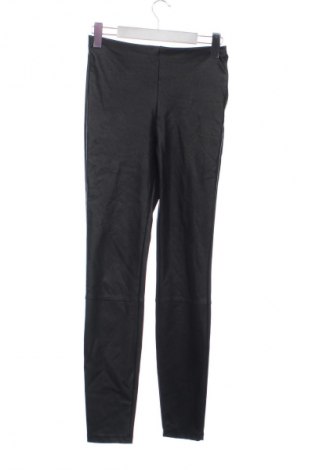 Дамски клин Good American, Размер XS, Цвят Черен, Цена 21,47 €