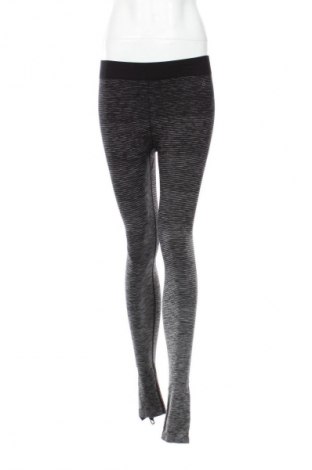 Дамски клин H&M, Размер M, Цвят Многоцветен, Цена 10,22 €