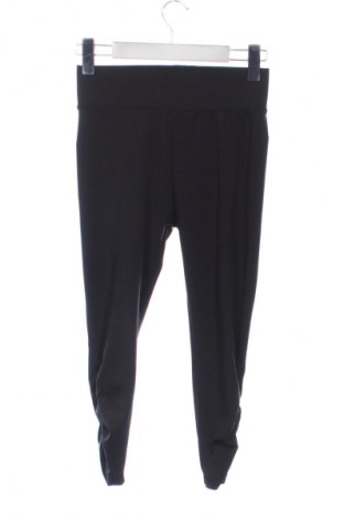 Дамски клин Pull&Bear, Размер XS, Цвят Черен, Цена 10,22 €