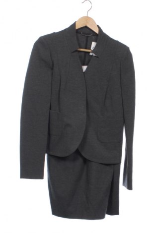 Costum de femei Marella, Mărime L, Culoare Gri, Preț 829,99 Lei