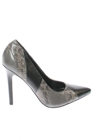 Γυναικεία παπούτσια Bata, Μέγεθος 37, Χρώμα Γκρί, Τιμή 52,99 €