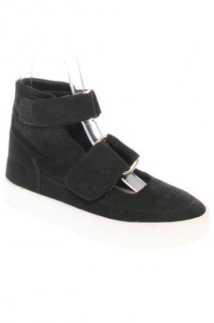 Γυναικεία παπούτσια Reserved, Μέγεθος 36, Χρώμα Μαύρο, Τιμή 24,99 €