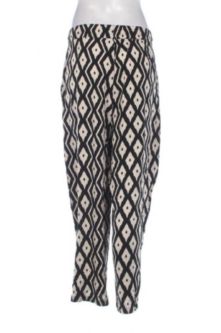Damskie spodnie 17 & Co., Rozmiar L, Kolor Kolorowy, Cena 67,99 zł