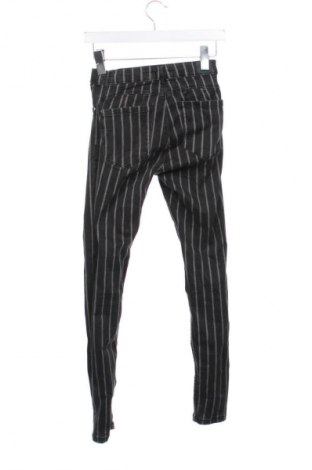 Γυναικείο παντελόνι Bershka, Μέγεθος XS, Χρώμα Πολύχρωμο, Τιμή 7,99 €