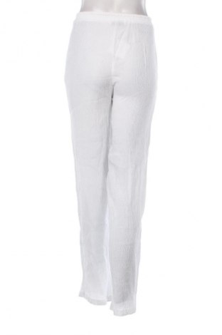 Дамски панталон Bershka, Размер S, Цвят Бял, Цена 10,22 €