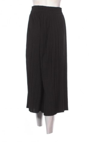 Γυναικείο παντελόνι Bershka, Μέγεθος S, Χρώμα Μαύρο, Τιμή 12,99 €