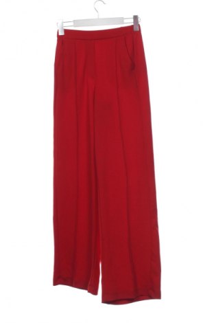 Dámské kalhoty  Bershka, Velikost XS, Barva Červená, Cena  369,00 Kč