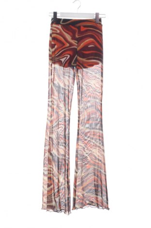 Dámské kalhoty  Bershka, Velikost XS, Barva Vícebarevné, Cena  399,00 Kč