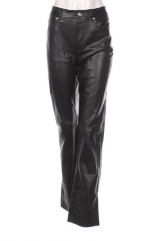 Dámské kalhoty  Bershka, Velikost S, Barva Černá, Cena  359,00 Kč