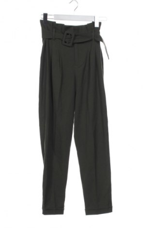 Dámské kalhoty  Bershka, Velikost XS, Barva Zelená, Cena  283,00 Kč