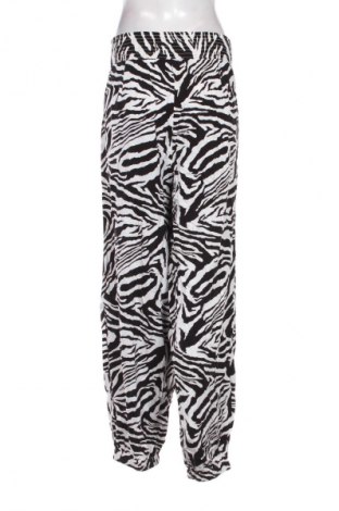 Дамски панталон Bpc Bonprix Collection, Размер M, Цвят Многоцветен, Цена 4,09 €