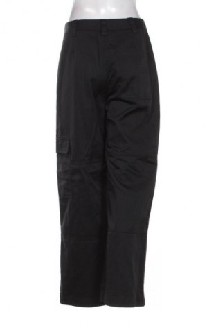 Pantaloni de femei DISSH, Mărime M, Culoare Negru, Preț 154,99 Lei