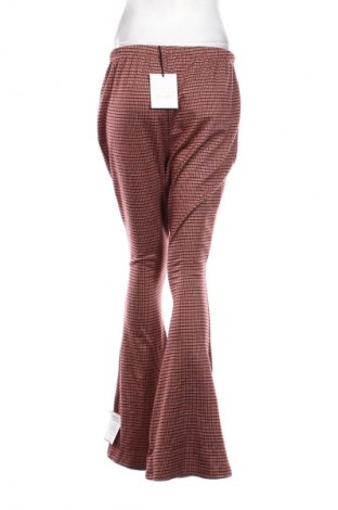 Дамски панталон Glamorous, Размер S, Цвят Многоцветен, Цена 35,27 €