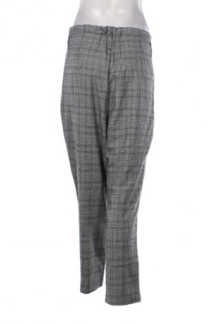 Γυναικείο παντελόνι H&M, Μέγεθος XL, Χρώμα Πολύχρωμο, Τιμή 8,99 €