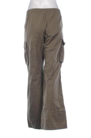 Дамски панталон H&M Divided, Размер S, Цвят Зелен, Цена 6,57 €