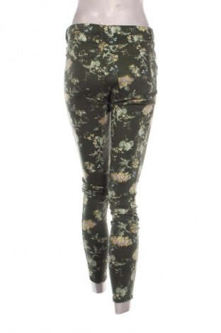 Dámské kalhoty  H&M L.O.G.G., Velikost M, Barva Vícebarevné, Cena  89,00 Kč