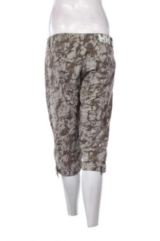 Дамски панталон Helly Hansen, Размер M, Цвят Многоцветен, Цена 21,98 €