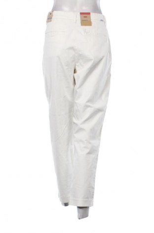 Дамски панталон Levi's, Размер L, Цвят Бял, Цена 50,61 €