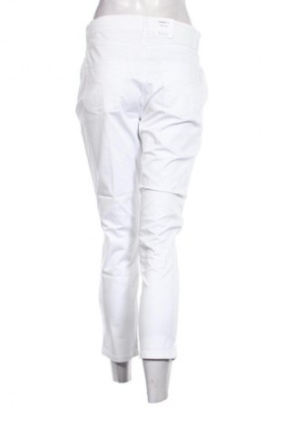 Дамски панталон Mac, Размер L, Цвят Бял, Цена 50,10 €
