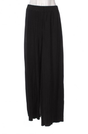 Γυναικείο παντελόνι Page One, Μέγεθος XL, Χρώμα Μαύρο, Τιμή 10,99 €