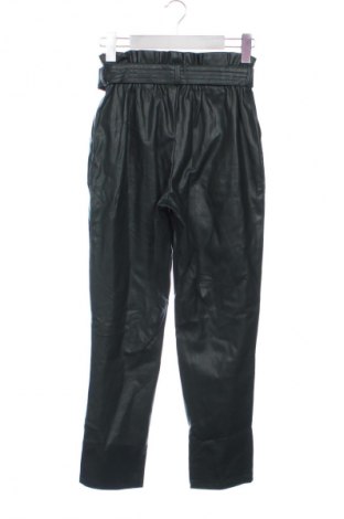 Дамски панталон Primark, Размер XS, Цвят Зелен, Цена 7,66 €