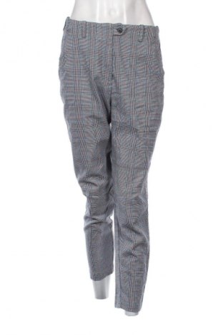 Дамски панталон Pull&Bear, Размер L, Цвят Многоцветен, Цена 3,57 €