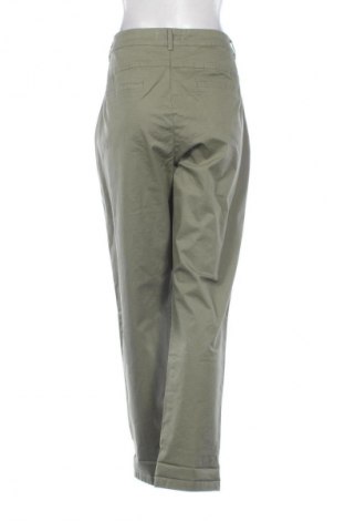 Pantaloni de femei Reserved, Mărime XL, Culoare Verde, Preț 78,99 Lei