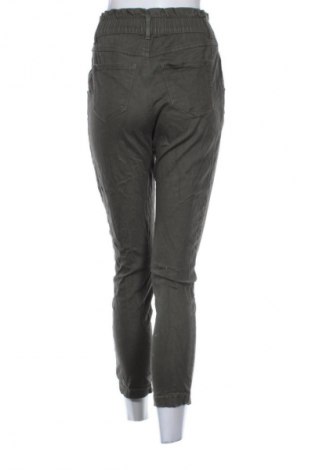 Дамски панталон Reserved, Размер S, Цвят Зелен, Цена 8,18 €