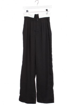 Γυναικείο παντελόνι SHEIN, Μέγεθος XS, Χρώμα Μαύρο, Τιμή 17,99 €