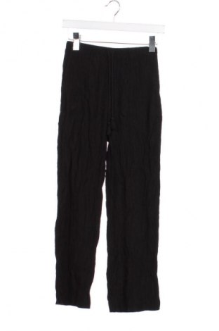 Pantaloni de femei Stradivarius, Mărime XS, Culoare Negru, Preț 53,99 Lei