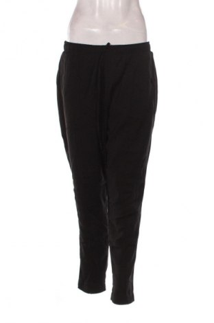 Дамски панталон Stradivarius, Размер XL, Цвят Черен, Цена 13,80 €